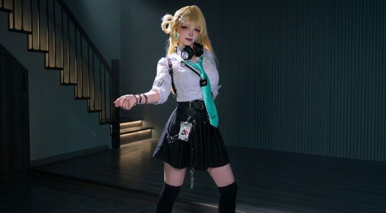 Lynae Cosplay from Wuthering Waves – Elegance and Strength in a Futuristic World